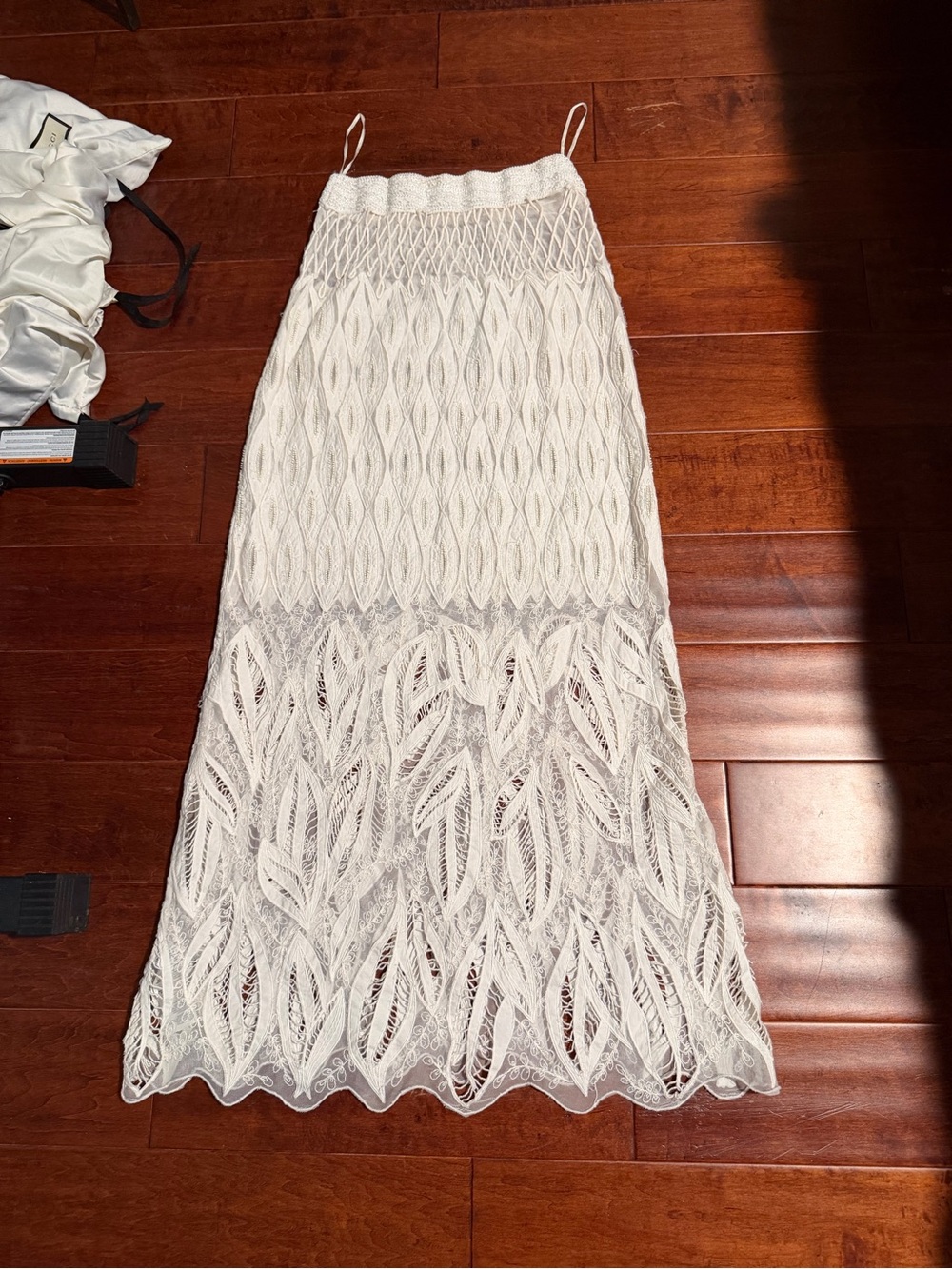 Banana Republic Ivory Lace Pencil Skirt